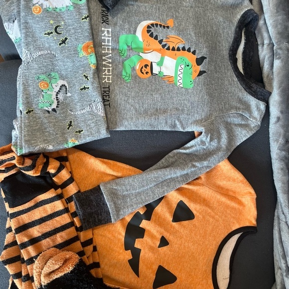 Halloween Pjs - Picture 4 of 4